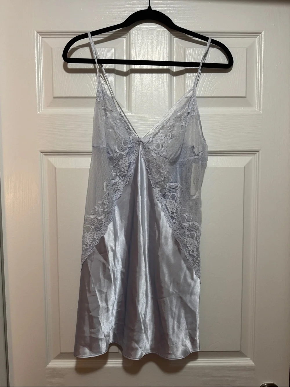 Light blue satin and lace slip - Picture 1 of 6